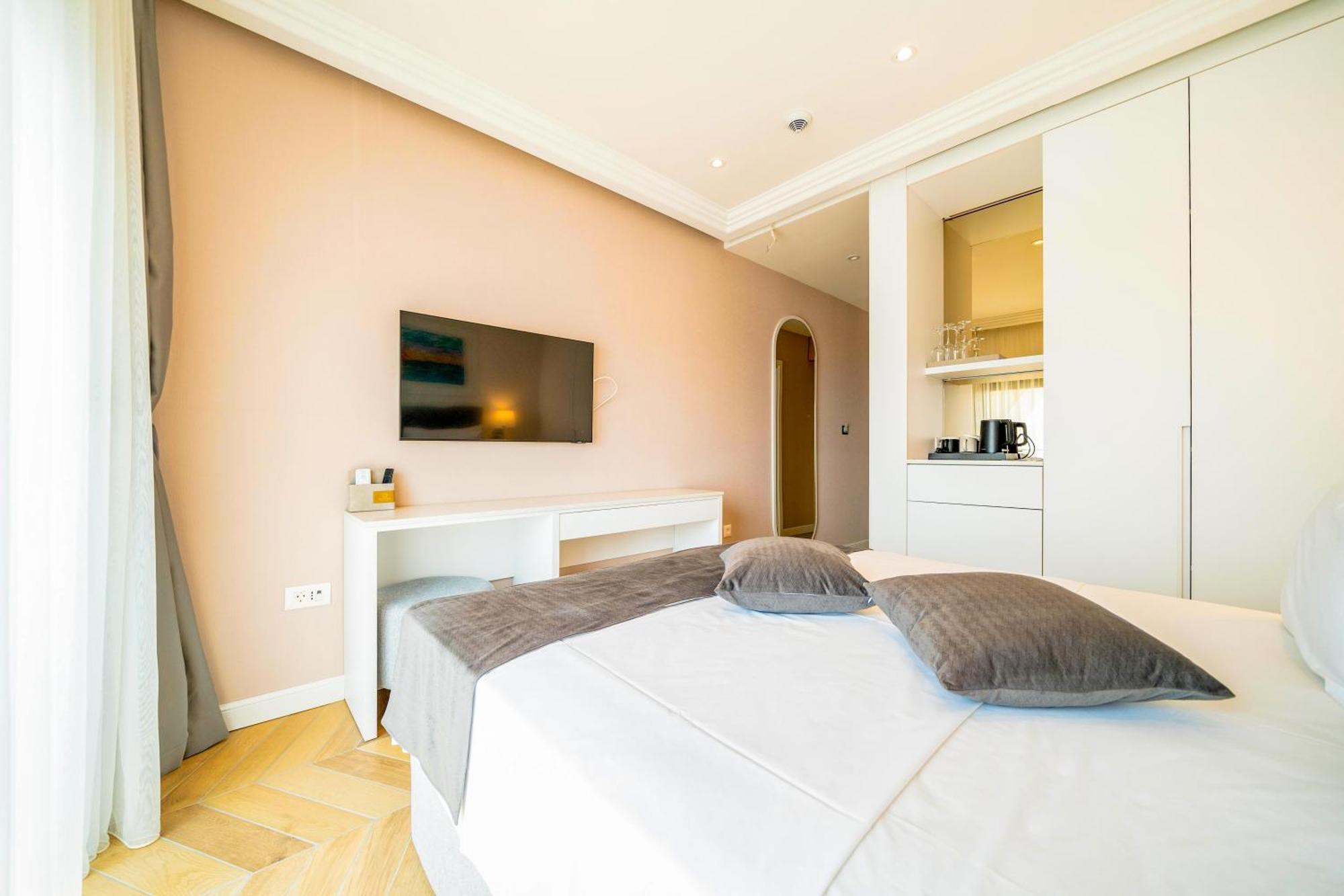 Exclusive Hotel Budva Eksteriør bilde